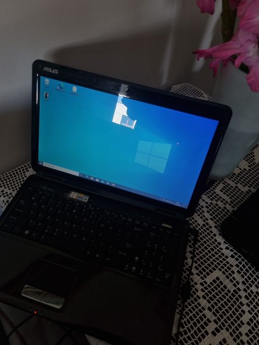 Laptopy Asus czytaj opis