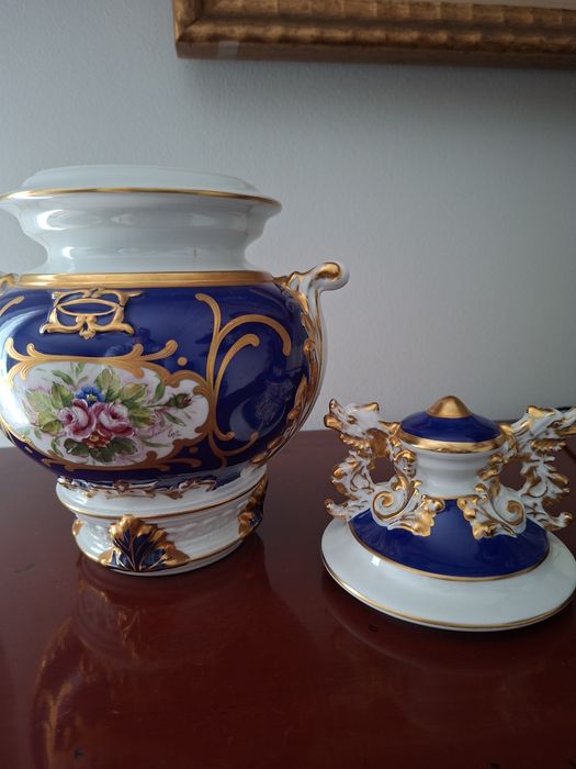 Potes de porcelana Portuguesa