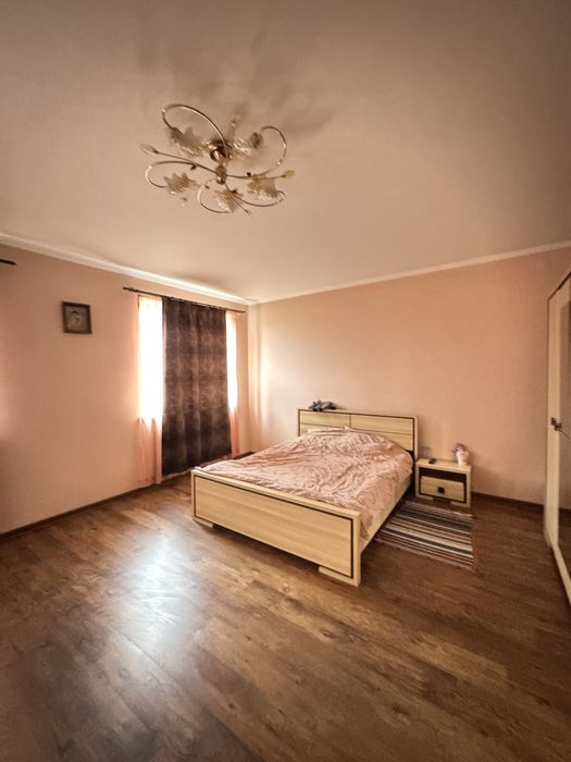 Продаж цегляного будинку у центрі Сокільники