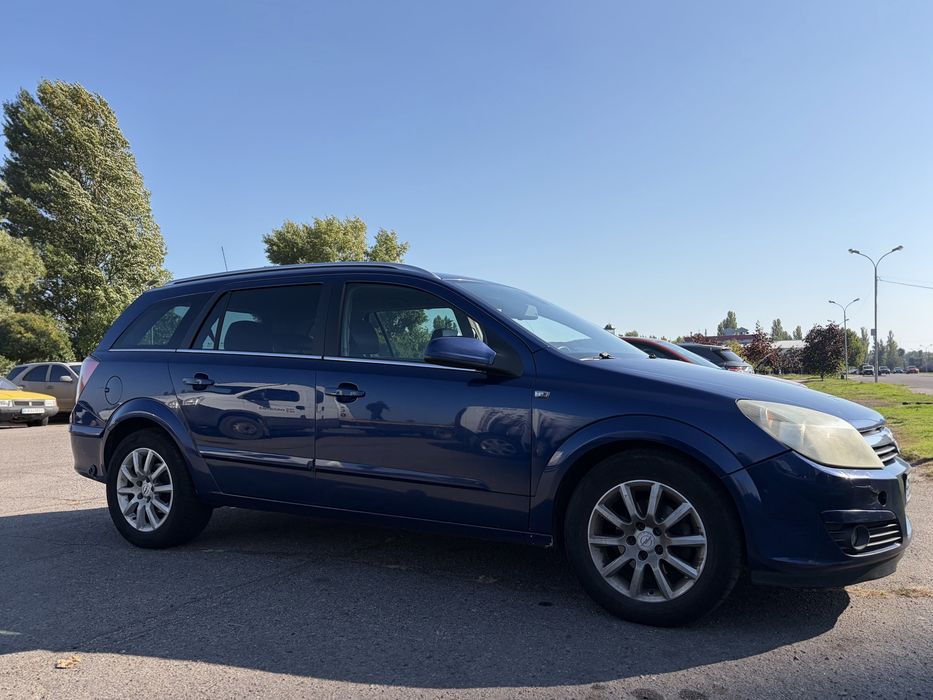 Opel Astra H.