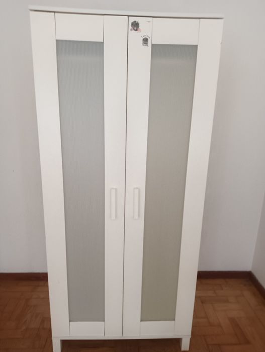 Roupeiro branco - 30€