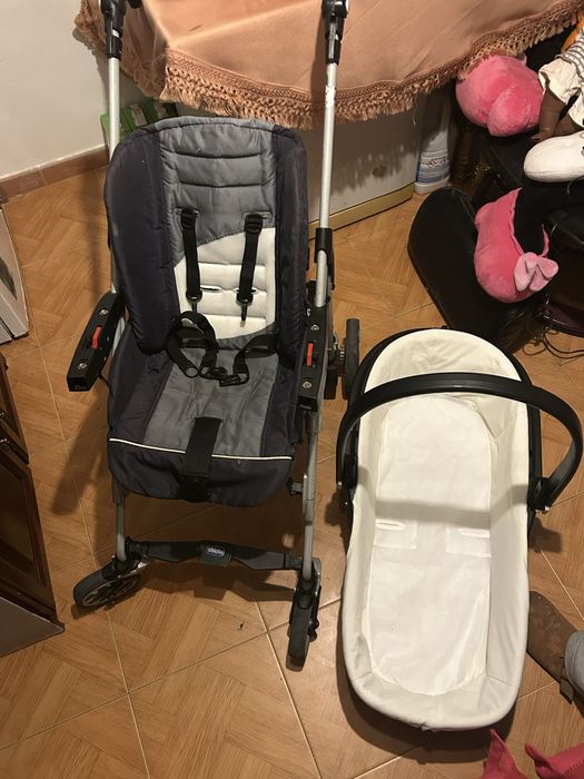 Carrinho de bebe trio Chicco (Alcofa + Cadeira)