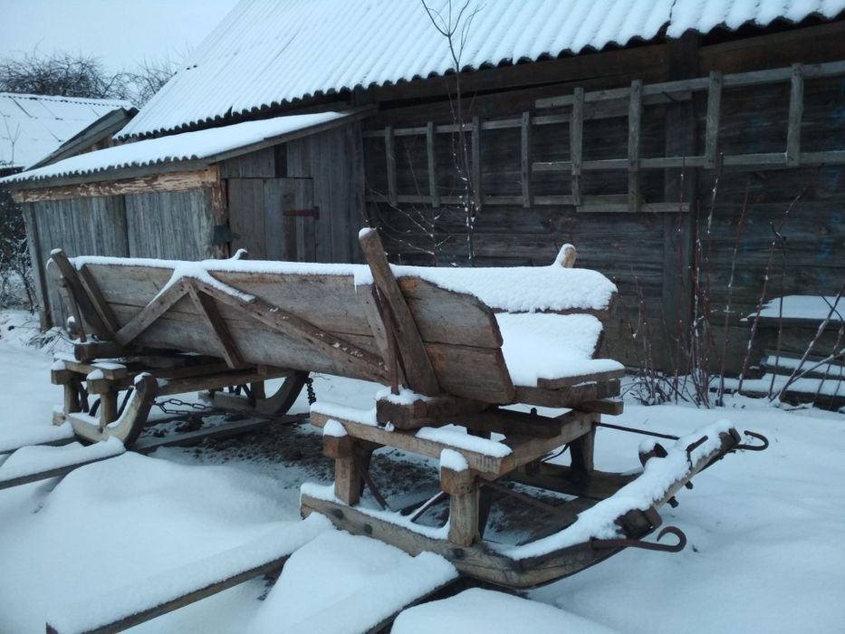 Санні кінні в гарному стані, дубові