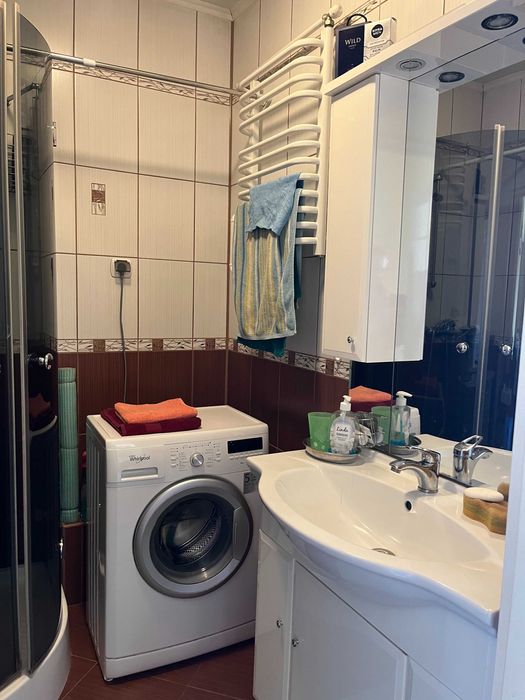 Sprzedam mieszkanie 3 pokoje Krosno w centrum ul Grodzka winda 68.6 m2