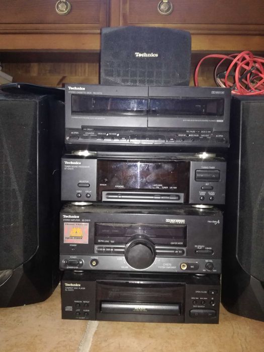 Aparelhagem Technics SC-CH570 com 3 colunas64584964100355120