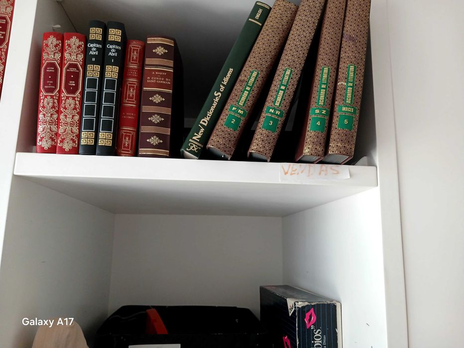 Adquira 20 Livros encadernação luxuosa