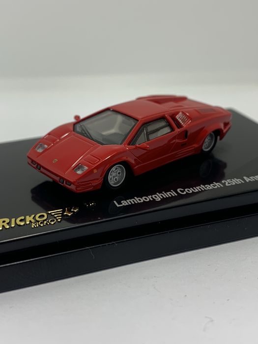 Lamborguini Countach (1989) Ricko 1/87
