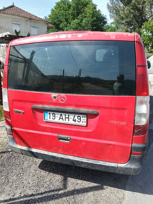 Vende Mercedes Vito