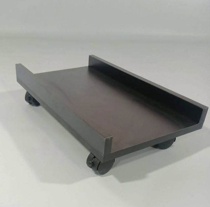 Геймерський стіл із підставкою для пк на колесах