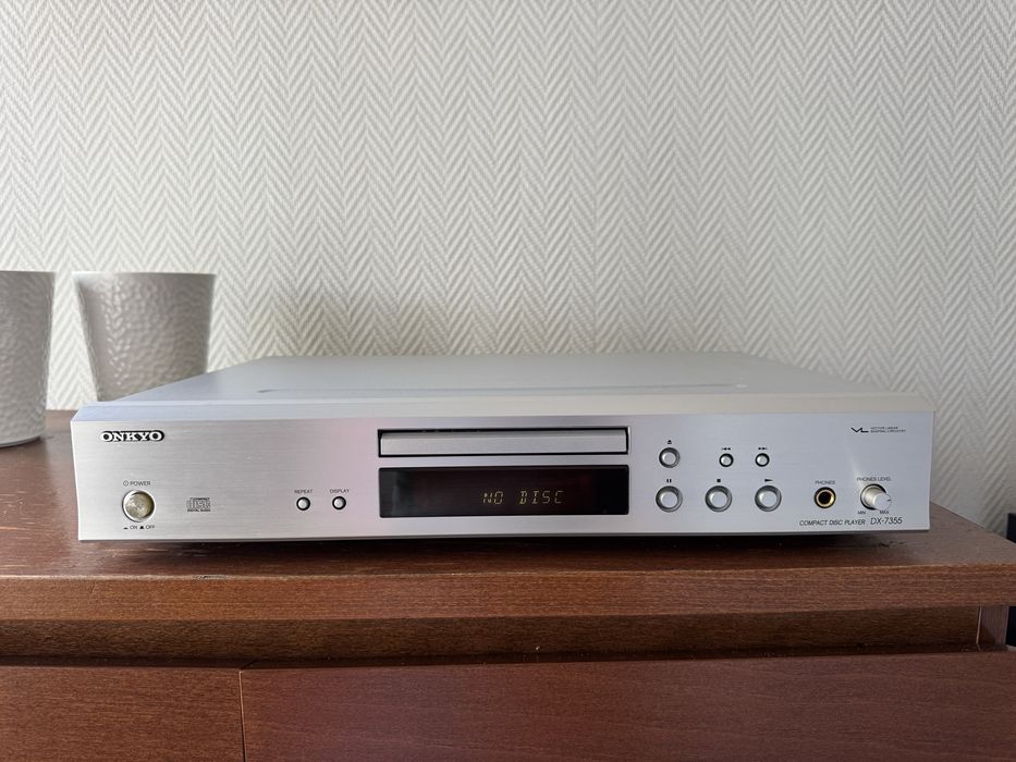 Odtwarzacz cd Onkyo DX-7355
