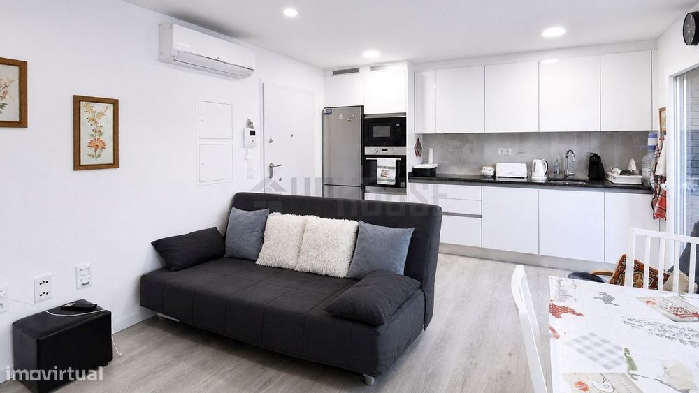 Modern T1 Apartment with Garage | Near the Polytechnic Institute