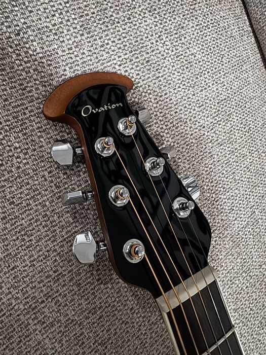 Ovation Celebrity CE48-P-RG Elite Plus