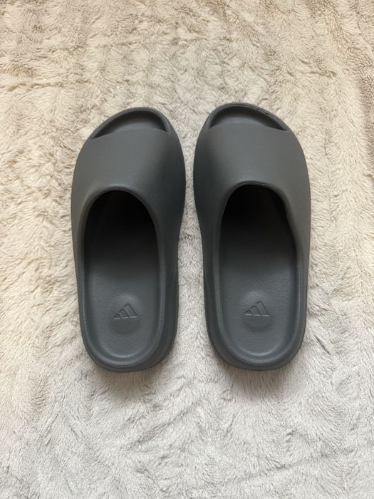 Klapki yeezy slide