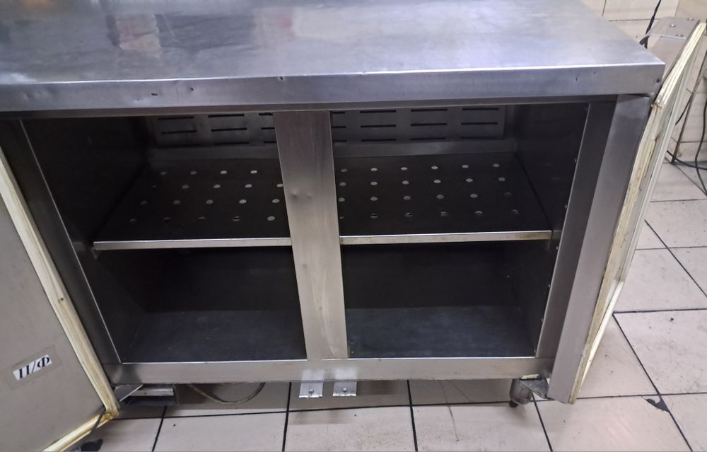 СРОЧНО ПРОДАМ Холодильний стіл б/у, Нержавейка 2 шт