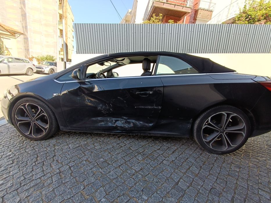 Opel Cascada Cabrio 2.0 CDTi