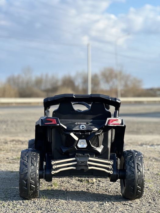 Дитячий  баггі Can-Am Maverick 4x4 24V 800W На акумуляторі