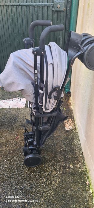 Carrinho de bebé