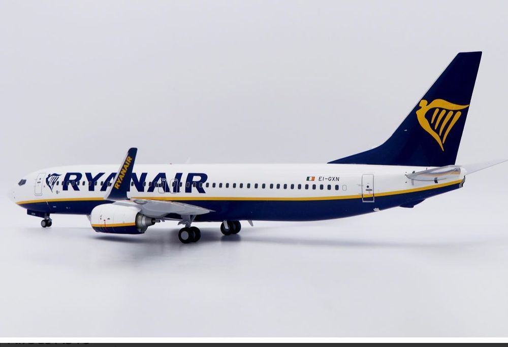Ryanair Boeing 737-800 de metal JC Wings 1/100