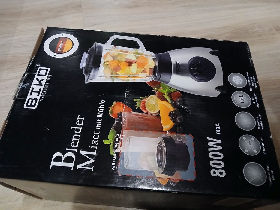 Nowy blender kielichowy 800W