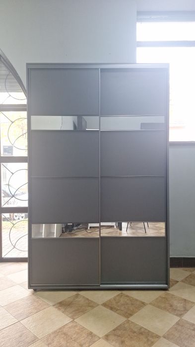 Шафа купе в наявності