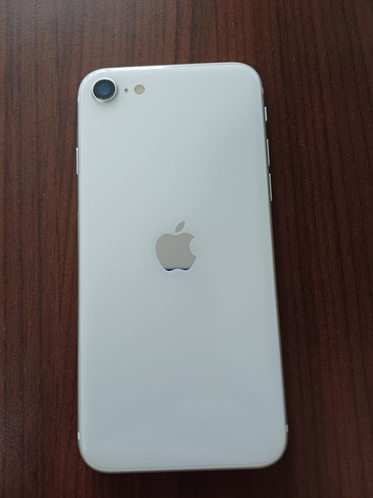 Телефон iphone se 2020 64, айфон