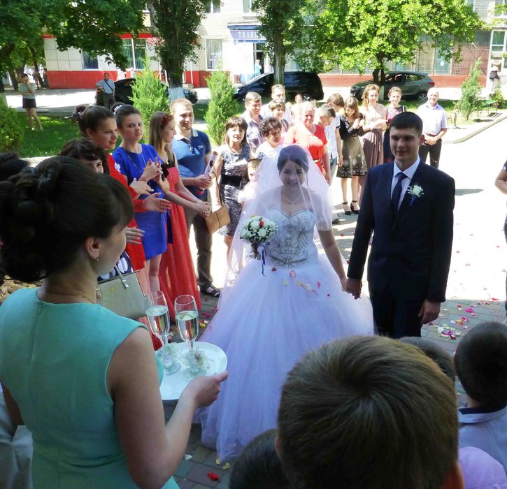 Ведучий день народження Тамада весілля ювілей Випускний рік музика
