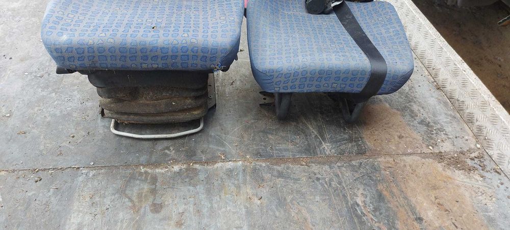 Man Le fotele kierowcy i pasażera