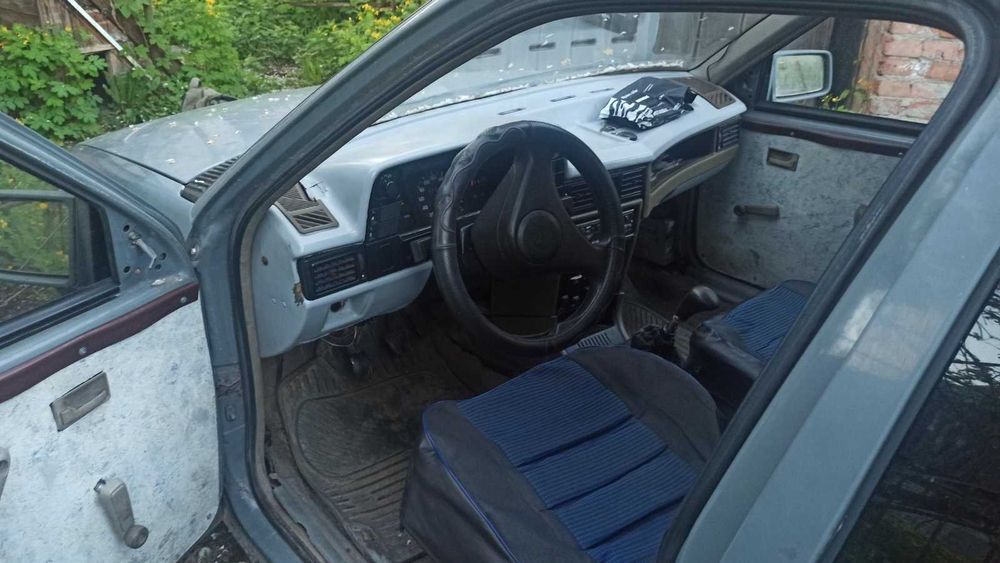 Продам машину Opel Kadett 1.6 універсал по ТП