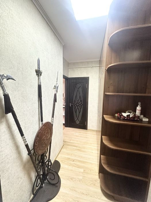 Продаж фасадного приміщення по проспекту Перемоги з АВТОНОМКОЮ