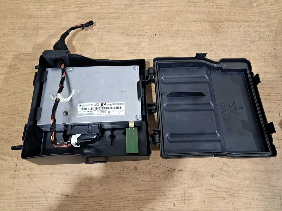 Audi A4 B8 A5 8T Q5 moduł sterownik bluetooth