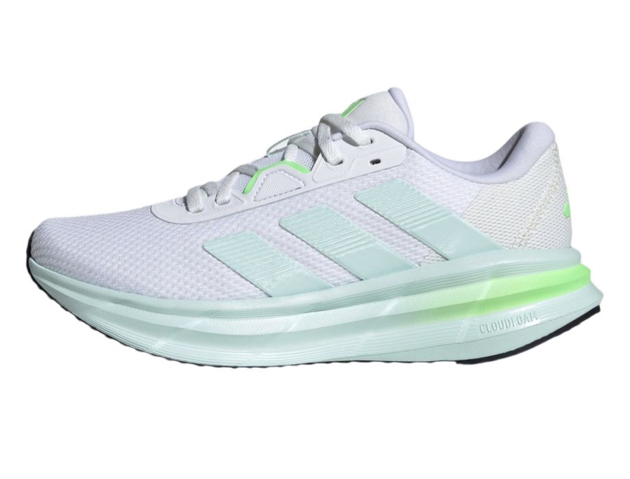 Оригінальні кросівки Adidas,для бігу.
