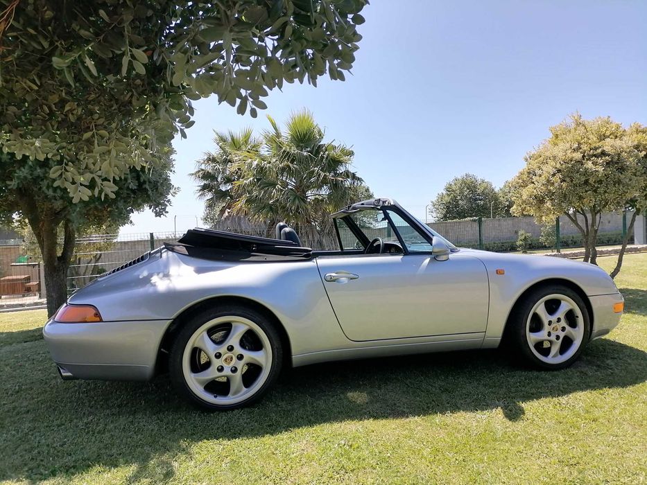 Porsche Carrera 4 911 (992) com IVA descriminado