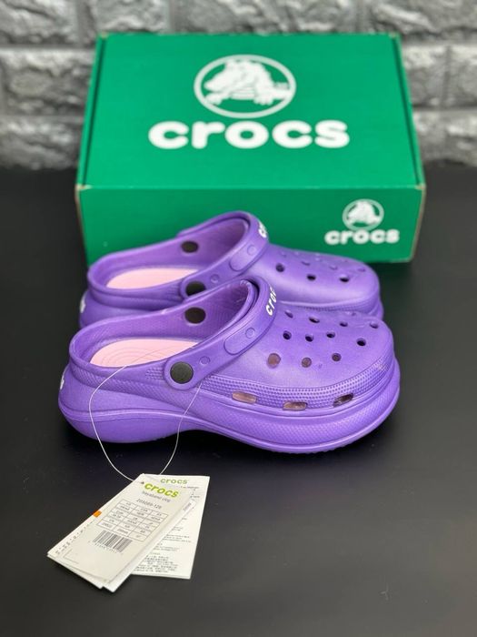 Кроксы на платформе Женские яркие кроксы 36 размер Crocs фиолетовые Высокая подошва Последяя пара Легкая удобная модель Повседневные кроксы 36