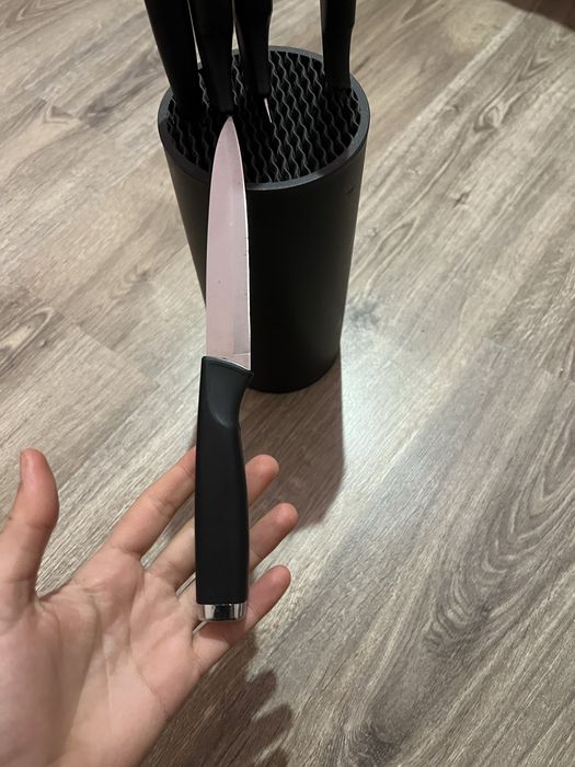 Conjunto de 5 facas com suporte (faqueiro)