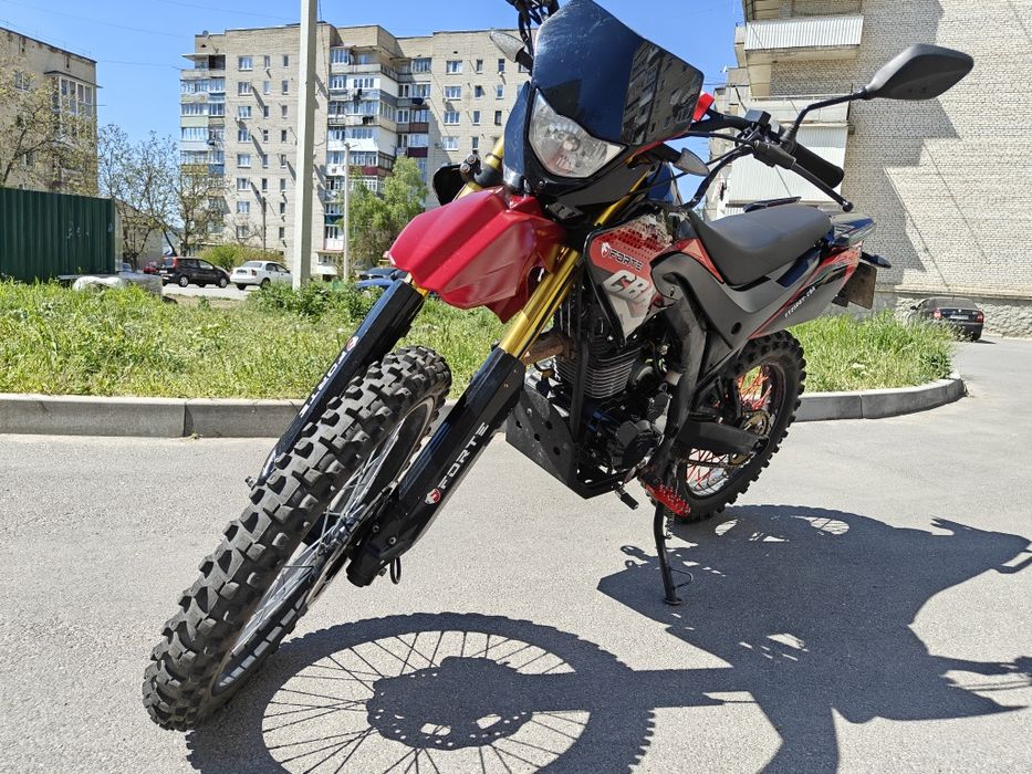Ендуро мотоцикл Forte FT250GY-CBA