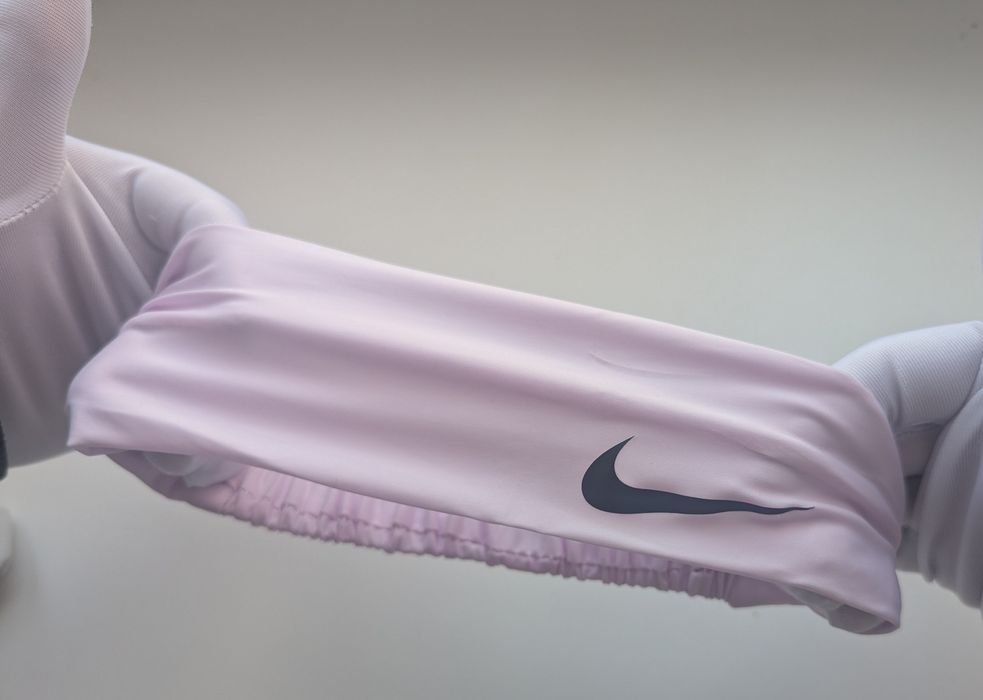Універсальна Спортивна Пов'язка Nike — Комфорт для Ваших Тренувань