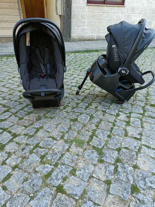 Vendo CARRINHO BEBECAR DUPLA para gémeos e bases isofix