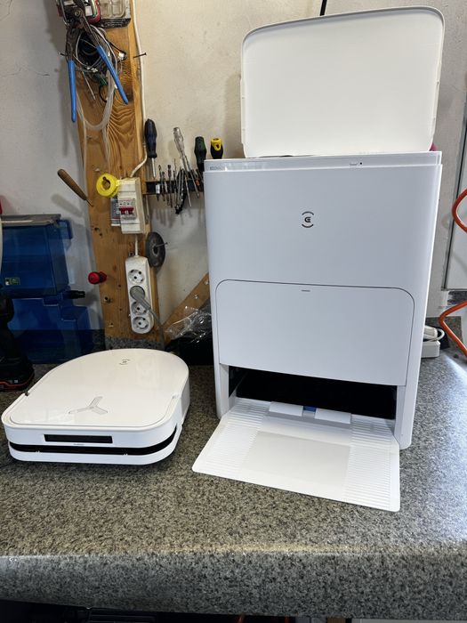 Робот пилосос Ecovacs Deebot X5