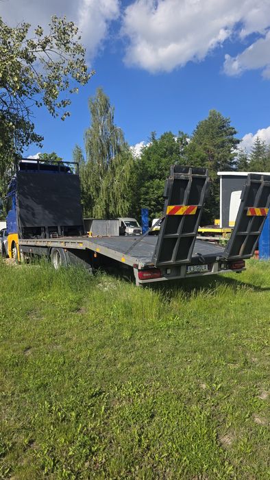 Usługi transportowe do 10t  laweta holowanie auto serwis