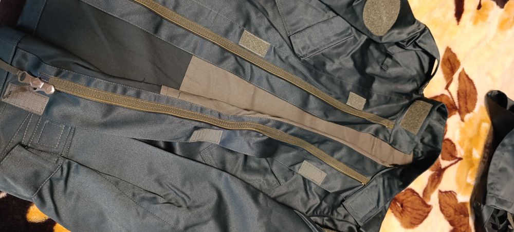 Продам чоловічу роб,форму(костюм польовий)