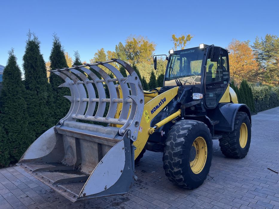 Komatsu WA100M, stan BDB, łyżka,