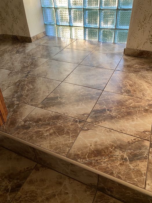 Продається Будинок,є рибник,поруч гори,красива природа