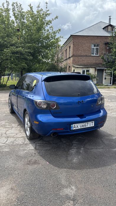 Продам отличную мазду