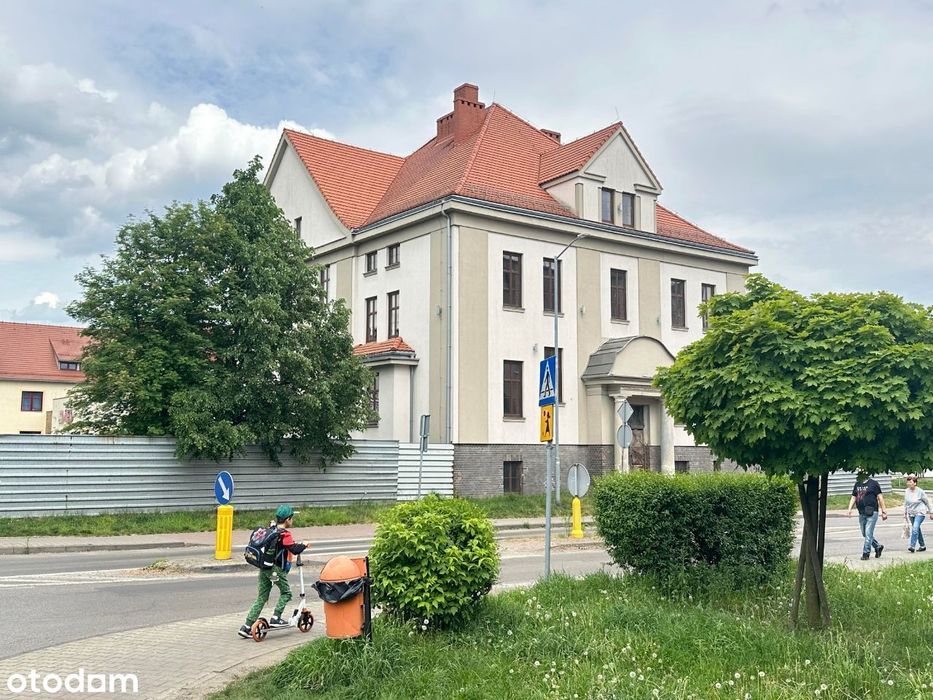KamienicaTarnowskieGóryCentrum1233Mieszkania