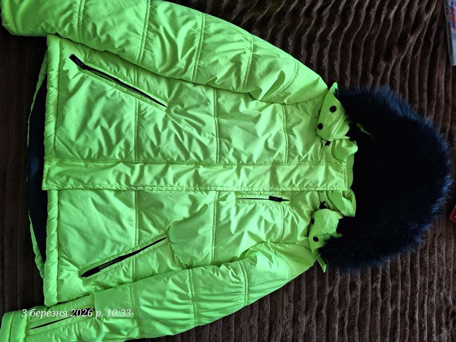 Лижна куртка на дівчинку