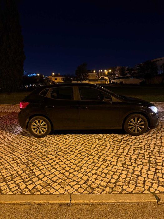Seat Ibiza 2019 Preto | Económico, Fiável e Pronto a Circular