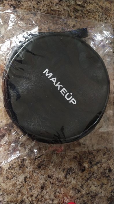 Клатч, чорний з ручкою