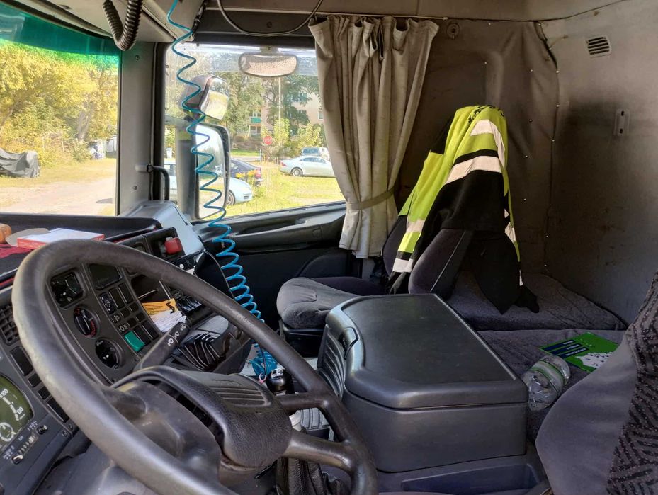 Scania 94 310 Laweta