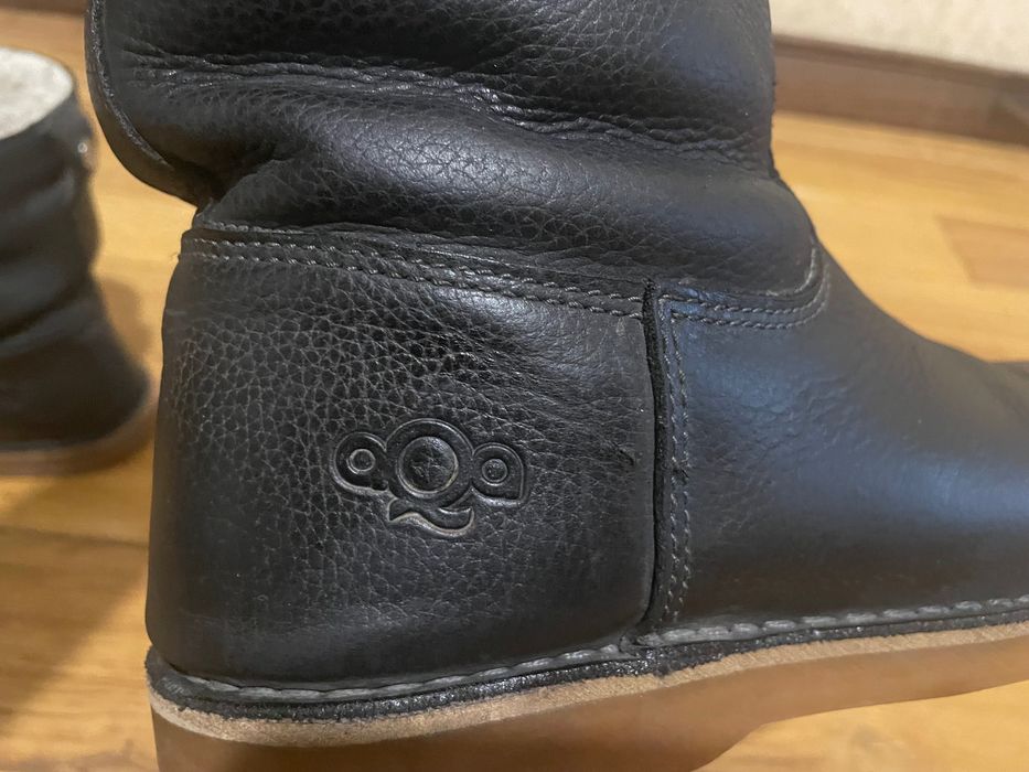 Женские ботинки угги Ecco из натурального нубука