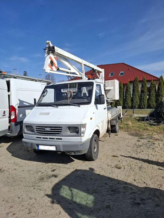 Daewoo Lublin  Podnośnik koszowy izolowany BUMAR-KOSZALIN PMB-120E na Daewoo Lublin